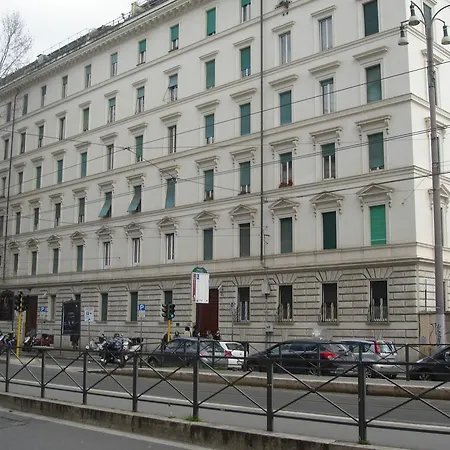 Konukevi Domus Clara 3*