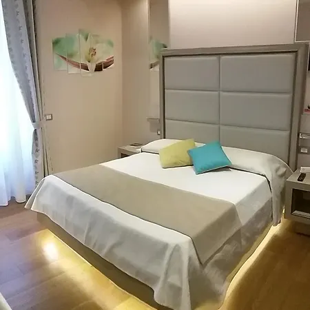 Konukevi Domus Clara 3*