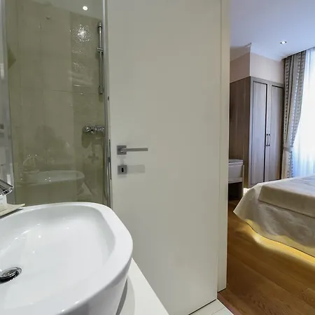 بيت ضيافة Domus Clara